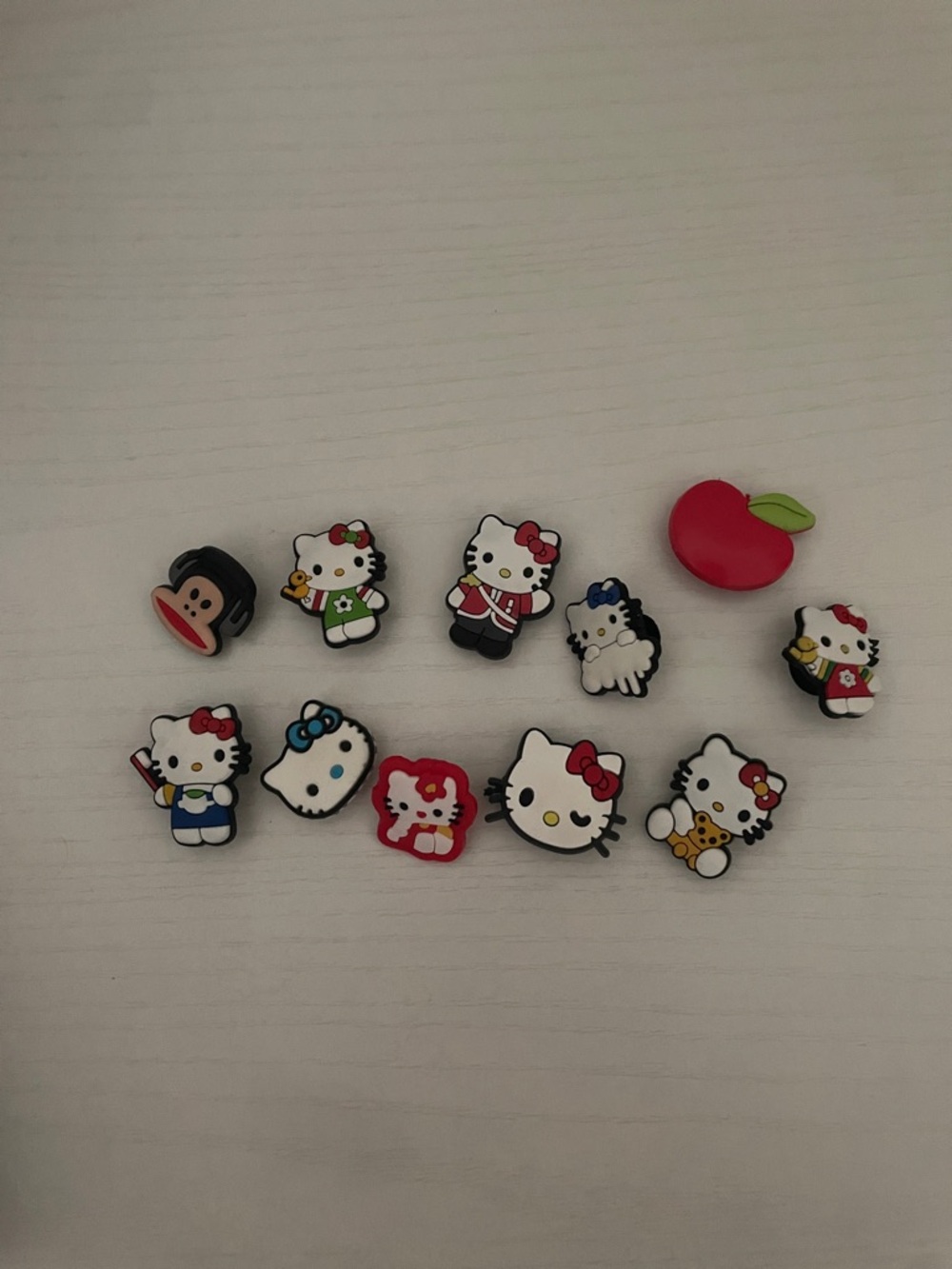 Hello Kitty Assorted Shoe Charms in White, Red, Black, Blue & Green